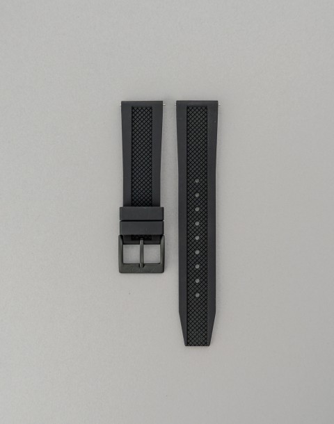 Black rubber strap