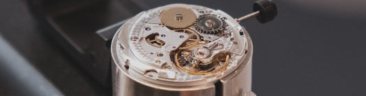 CHOISIR ENTRE UNE MONTRE QUARTZ OU AUTOMATIQUE