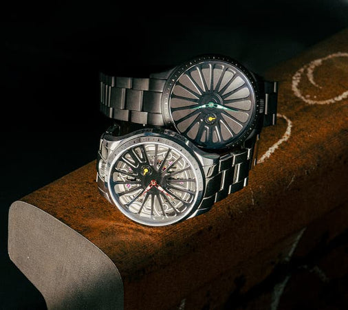 Un cadran façonné à partir de rail historique