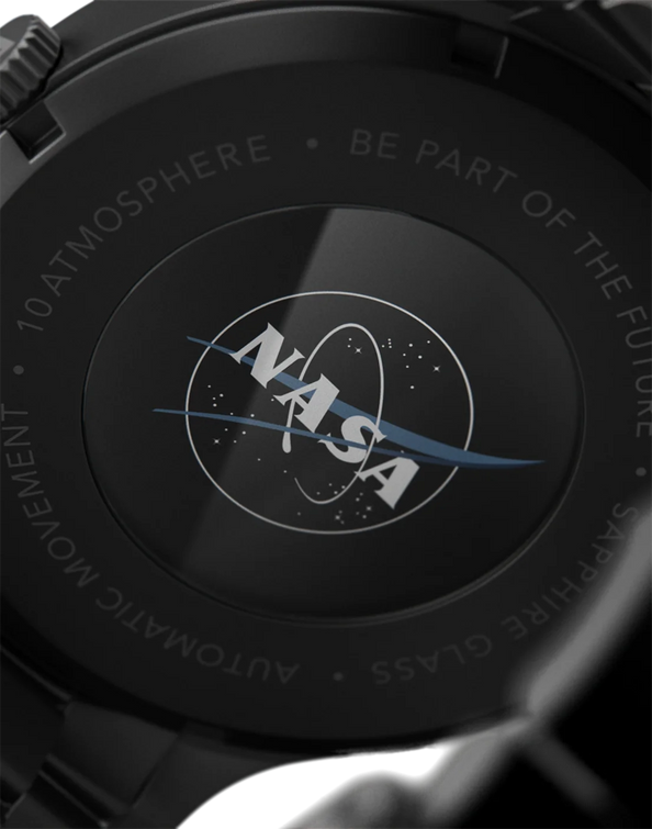 Montre LUNAR 1,622 Pioneer : Poussière Lunaire Authentique