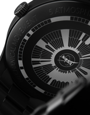 Montre RED Voyageur